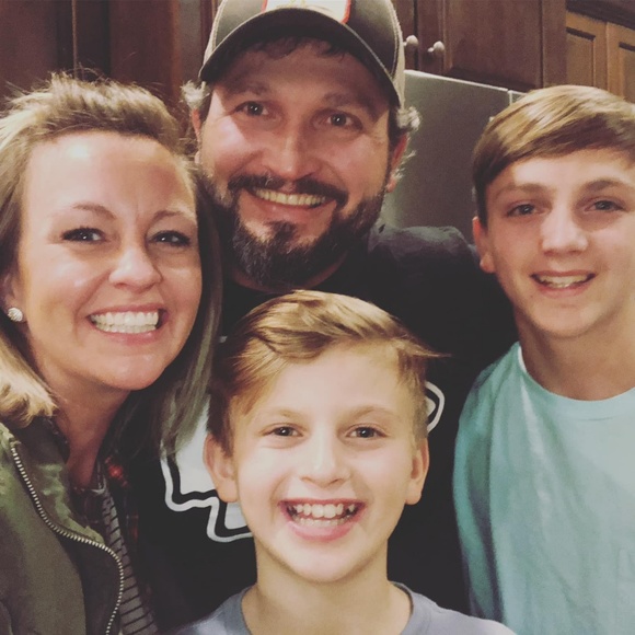 🌟Meet your Posh Ambassador, Carie - Picture 2 of 8